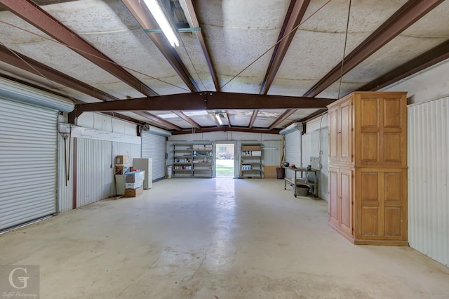 5030 Old Mooringsport Rd, Shreveport, LA 71107 - view of garage
