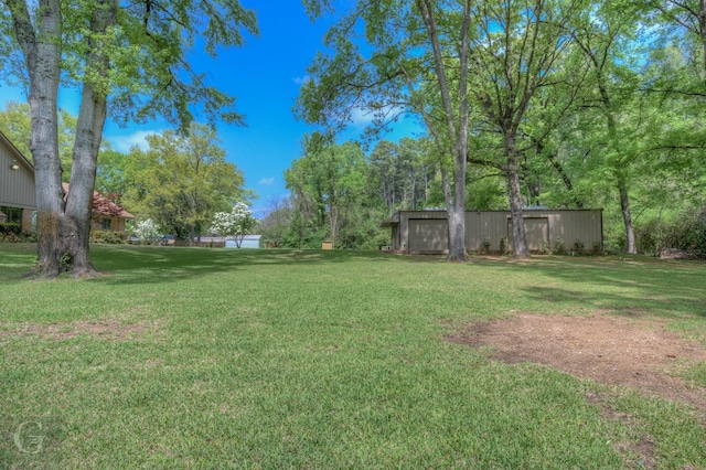 5030 Old Mooringsport Rd, Shreveport, LA 71107 - view of yard