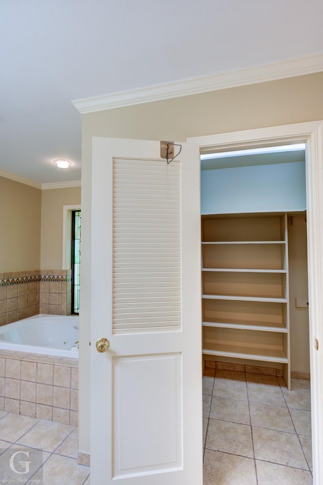 5030 Old Mooringsport Rd, Shreveport, LA 71107 - view of pantry