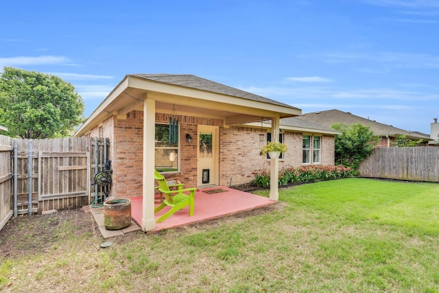view of outdoor structure with a fenced backyard