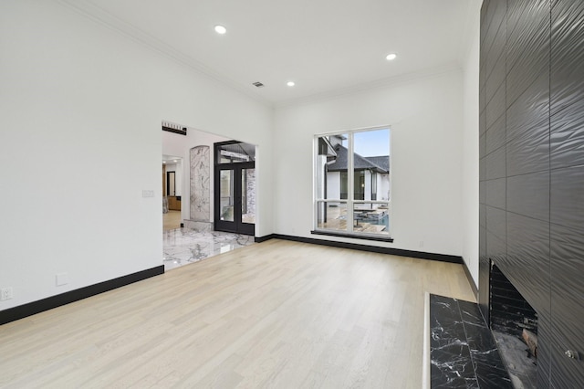 4219 Hollow Oak Dr, Dallas, TX 75287 - unfurnished living room featuring crown molding, recessed lighting, and baseboards