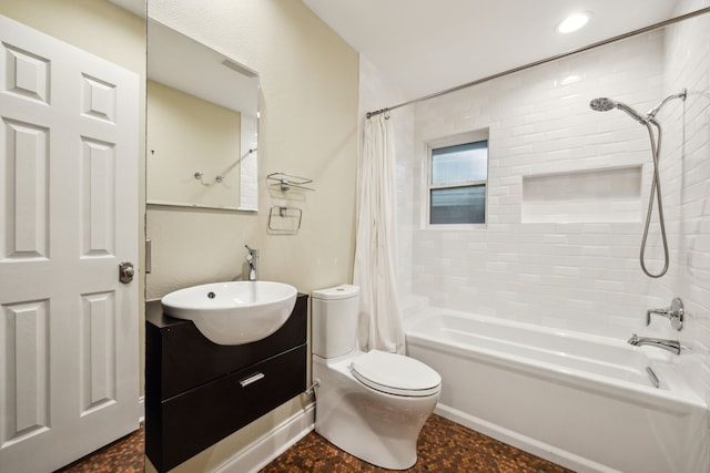 9661 Lynbrook Dr, Dallas, TX 75238 - bathroom featuring vanity, shower / tub combo with curtain, recessed lighting, and toilet