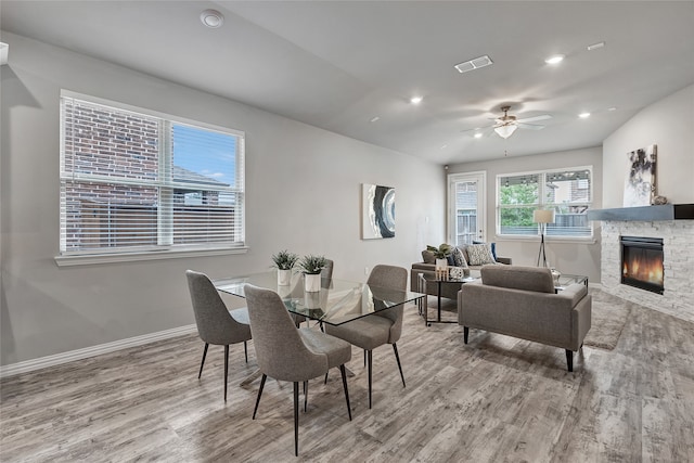 dining space featuring a ceiling fan, recessed lighting, light wood-style flooring, and visible vents