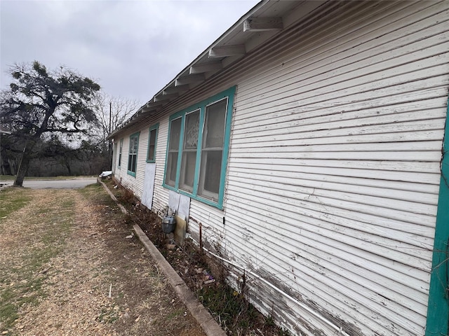 view of home's exterior