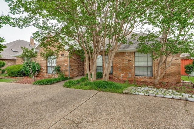 908 Willow Brook Dr, Allen, TX 75002 - view of front of property with brick siding and a shingled roof