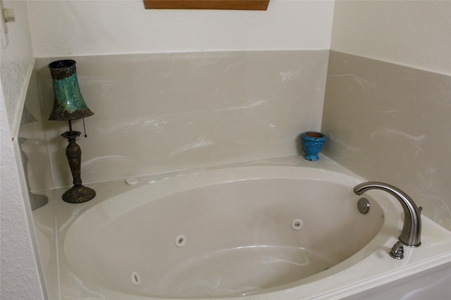 6928 Scott St, Eustace, TX 75124 - full bathroom with a tub with jets