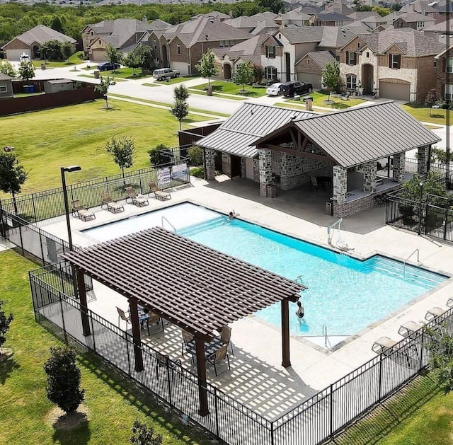 11308 Hubbard Creek Dr, Frisco, TX 75036 - community pool with a residential view and a patio