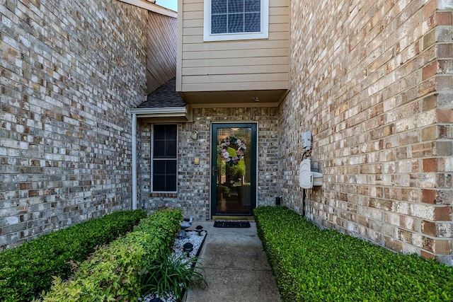415 Oak Leaf Dr, Duncanville, TX 75137 - doorway to property with roof with shingles
