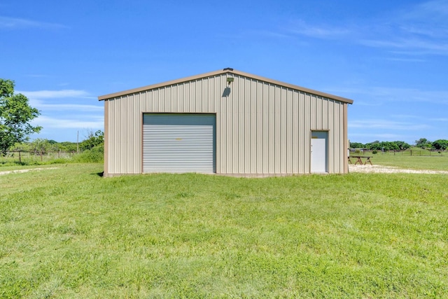 view of detached garage