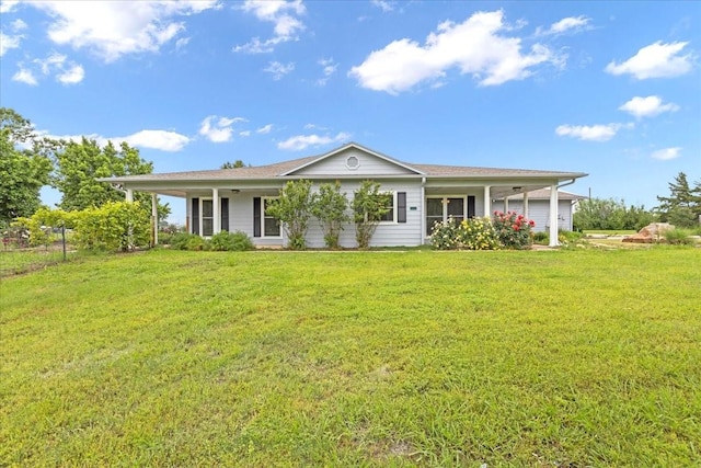 view of front of house featuring a front yard
