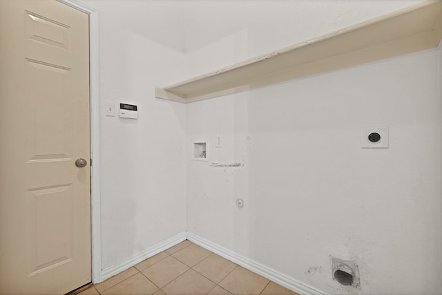 520 Jeff Grimes Blvd, Desoto, TX 75115 - laundry area with gas dryer hookup, laundry area, electric dryer hookup, baseboards, and hookup for a washing machine