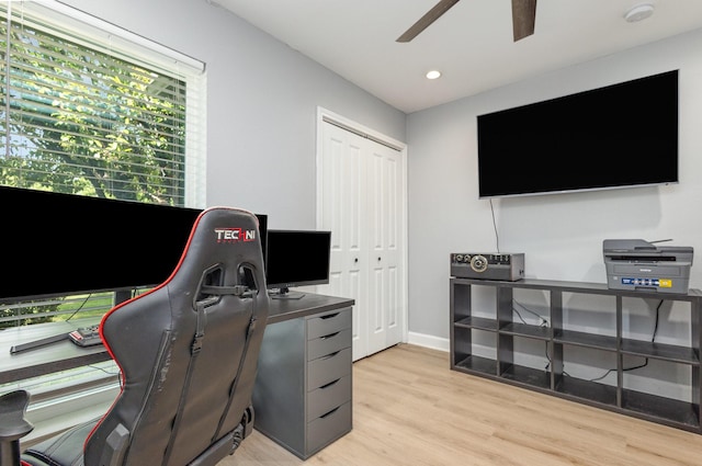 home office featuring ceiling fan, light wood-style floors, recessed lighting, and baseboards