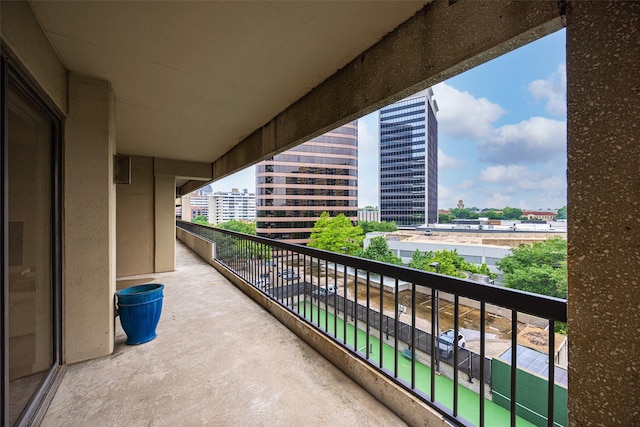3831 Turtle Creek Blvd Unit 7E, Dallas, TX 75219 - balcony featuring a view of city