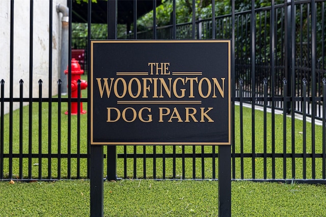 3831 Turtle Creek Blvd Unit 7E, Dallas, TX 75219 - community sign featuring fence and a lawn