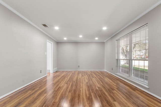 3617 Walton Ave, Fort Worth, TX 76133 - unfurnished room featuring recessed lighting, visible vents, ornamental molding, and wood finished floors