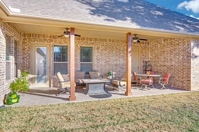 2417 Roosevelt Ave, Fort Worth, TX 76164 - view of patio / terrace with a ceiling fan
