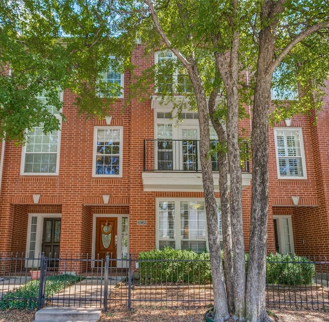 3238 Throckmorton St, Dallas, TX 75219 - multi unit property with brick siding
