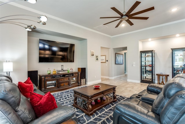 living area with crown molding, ceiling fan, recessed lighting, baseboards, and visible vents