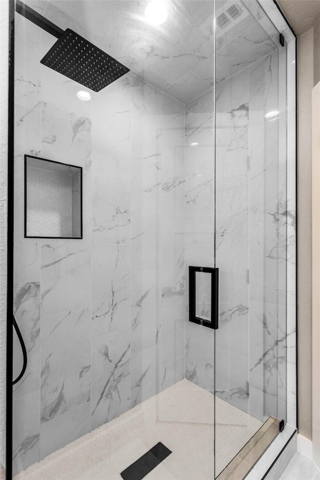 2856 Peninsula Dr, Grapevine, TX 76051 - bathroom featuring a marble finish shower