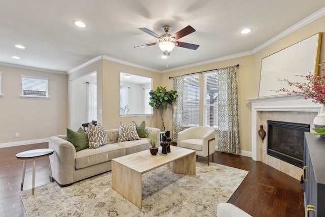 6281 Paragon Dr, Frisco, TX 75036 - living area featuring plenty of natural light, baseboards, ceiling fan, and wood finished floors