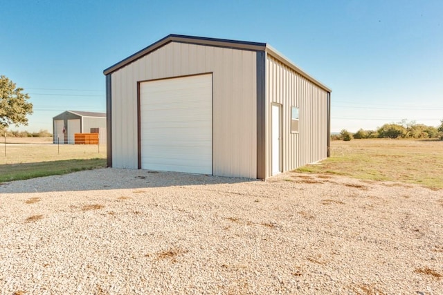 170 Rolling Hills Blvd, Alvord, TX 76225 - detached garage with gravel driveway