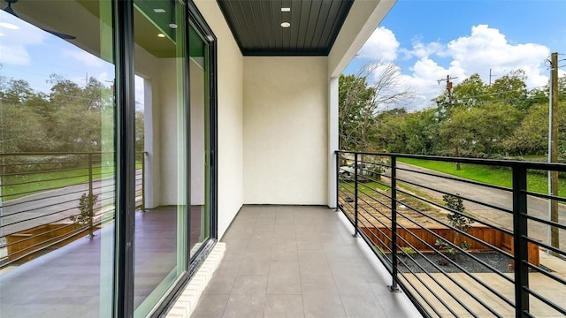 2316 Arroyo Ave, Dallas, TX 75219 - view of balcony