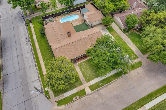 3150 Palmdale Cir, Farmers Branch, TX 75234 - view of subject property with a pool area
