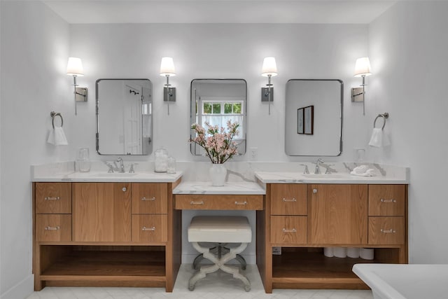 8 Westover Rd, Westover Hills, TX 76107 - full bathroom with two vanities and a sink