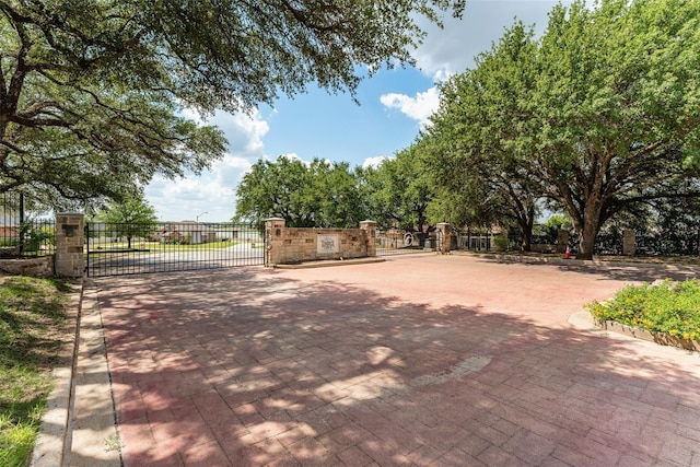 4012 Upper Lake Cir, Granbury, TX 76049