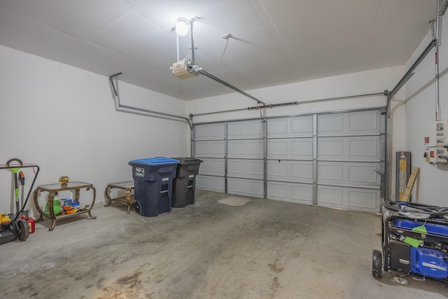 2801 17th St, Fort Worth, TX 76106 - garage with a garage door opener