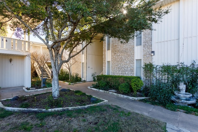 4211 Fairway Dr, Granbury, TX 76049 - view of property entrance