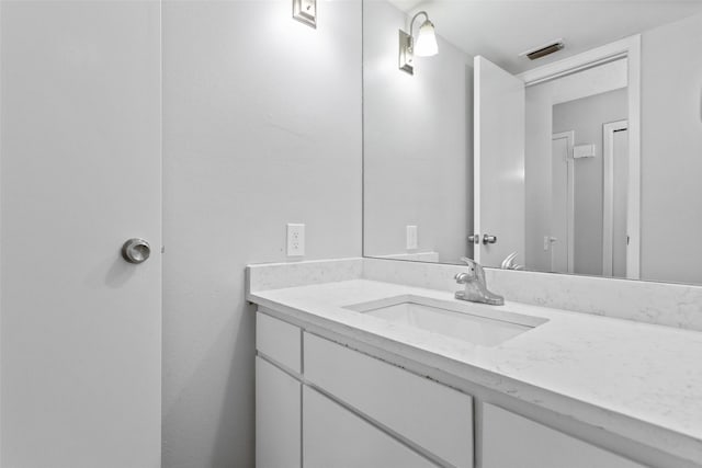 4211 Fairway Dr, Granbury, TX 76049 - bathroom with vanity