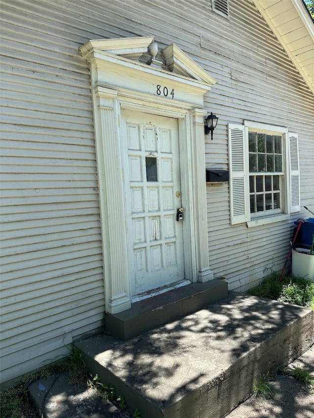 view of exterior entry