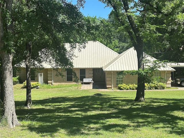 824 Imogene Ct, Azle, TX 76020 - view of yard