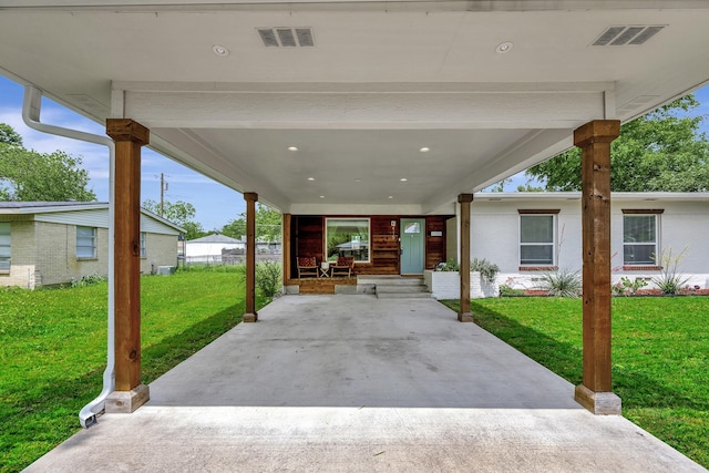 view of patio / terrace with a porch