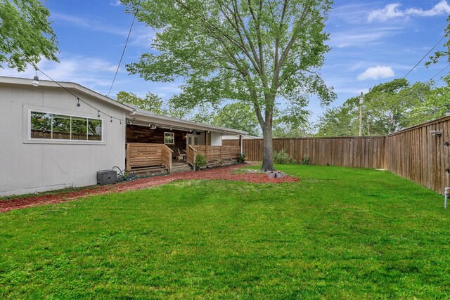 view of yard featuring a porch