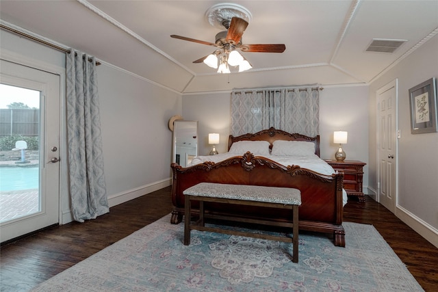 7449 Tophill Ln, Dallas, TX 75248 - bedroom featuring wood finished floors, baseboards, crown molding, a ceiling fan, and vaulted ceiling