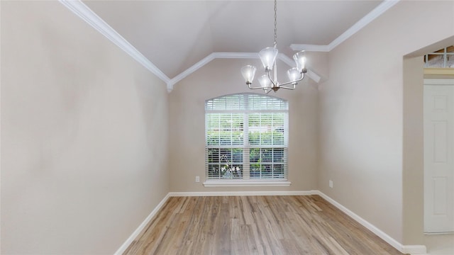 760 Catalpa Rd, Saginaw, TX 76131 - unfurnished dining area with a chandelier, crown molding, light wood-style floors, baseboards, and vaulted ceiling