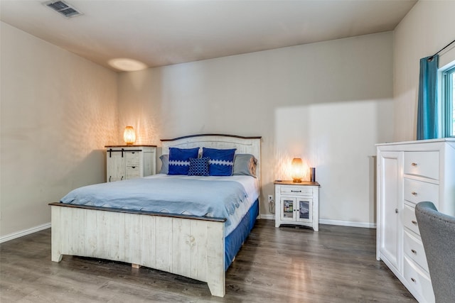 2868 Pacifico Way, Fort Worth, TX 76111 - bedroom with wood finished floors and baseboards
