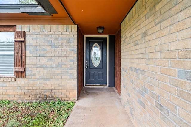 628 Evelyn Ln, Burleson, TX 76028 - view of exterior entry featuring brick siding