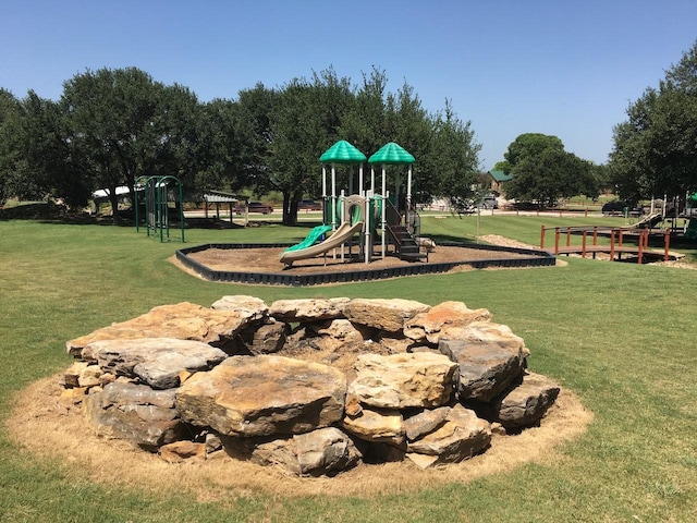 592 Breezy St, Brownwood, TX 76801