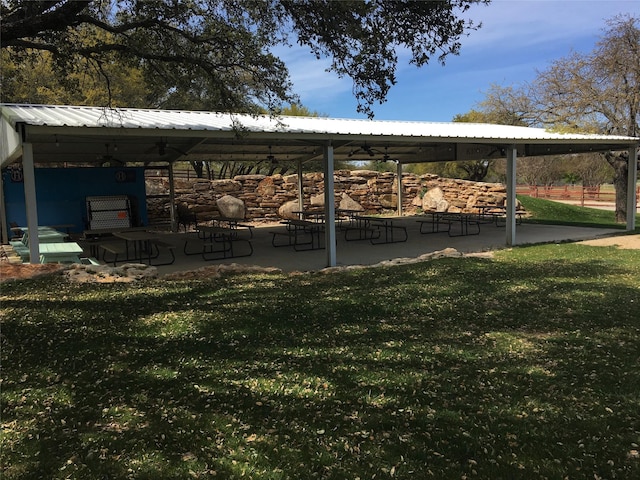 592 Breezy St, Brownwood, TX 76801