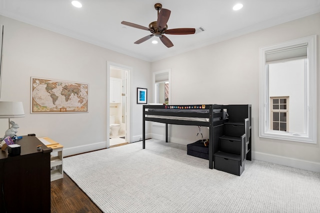 sitting room with ceiling fan, ornamental molding, baseboards, and recessed lighting