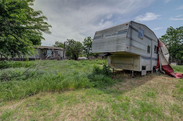 307 W Front St, Sunset, TX 76270 - exterior space