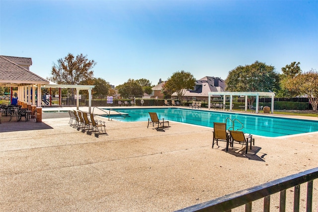 6712 Bluffview Dr, Fort Worth, TX 76132 - community pool featuring a pergola and a patio area