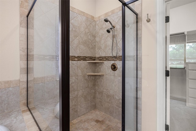 5807 Pebble Beach Dr, Granbury, TX 76049 - full bath with a shower stall