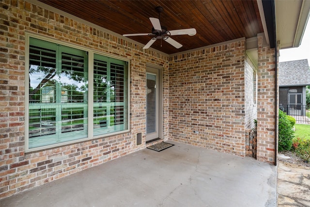 5807 Pebble Beach Dr, Granbury, TX 76049 - view of patio / terrace featuring ceiling fan