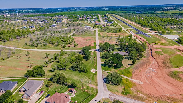8433 W Landings Rd, Granbury, TX 76049