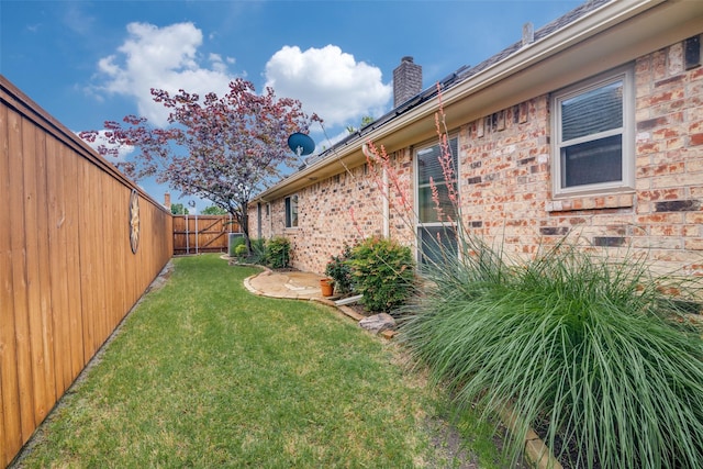2605 Nighthawk Dr, Plano, TX 75025 - view of yard