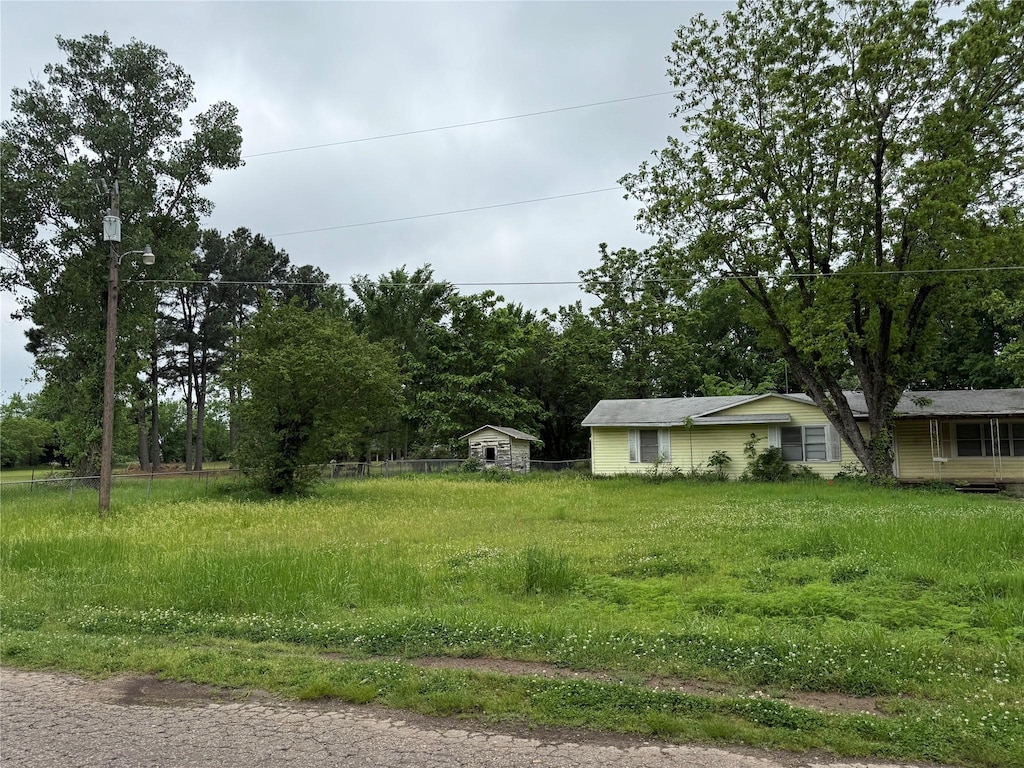 352 County Road 35840 S, Arthur City, TX 75411 - view of yard